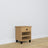 Comodino N02 in rovere naturale con nero – cassetto aperto, vano vicino al letto