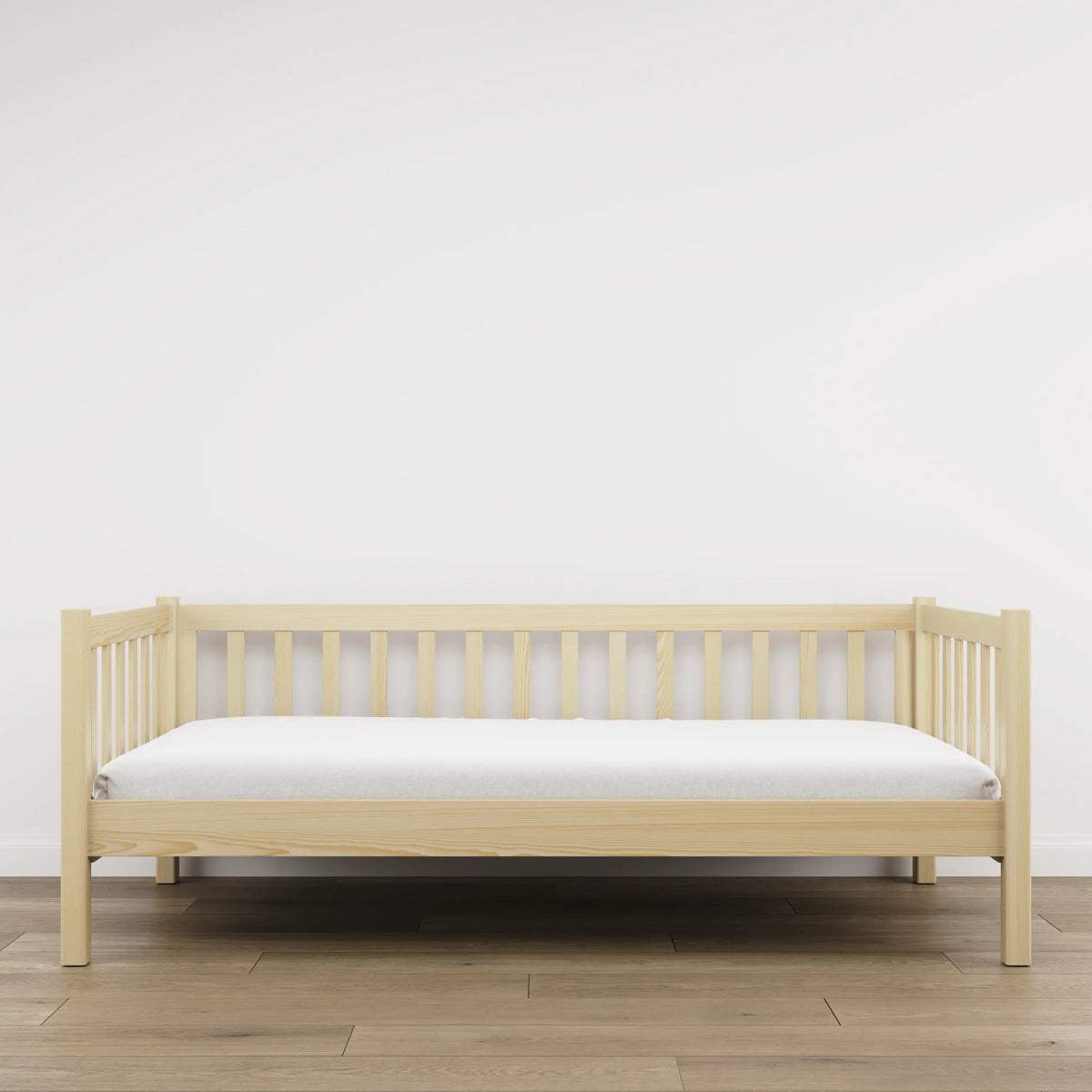 Holz-Sofabett Kiefer farblos – Seitenansicht, Form und Proportionen des Möbels