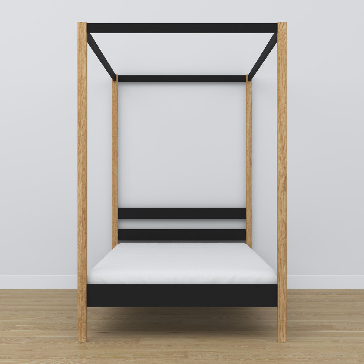 Himmelbett aus Holz, Schwarz-Eiche – Nahaufnahme von Himmel und Kopfteil