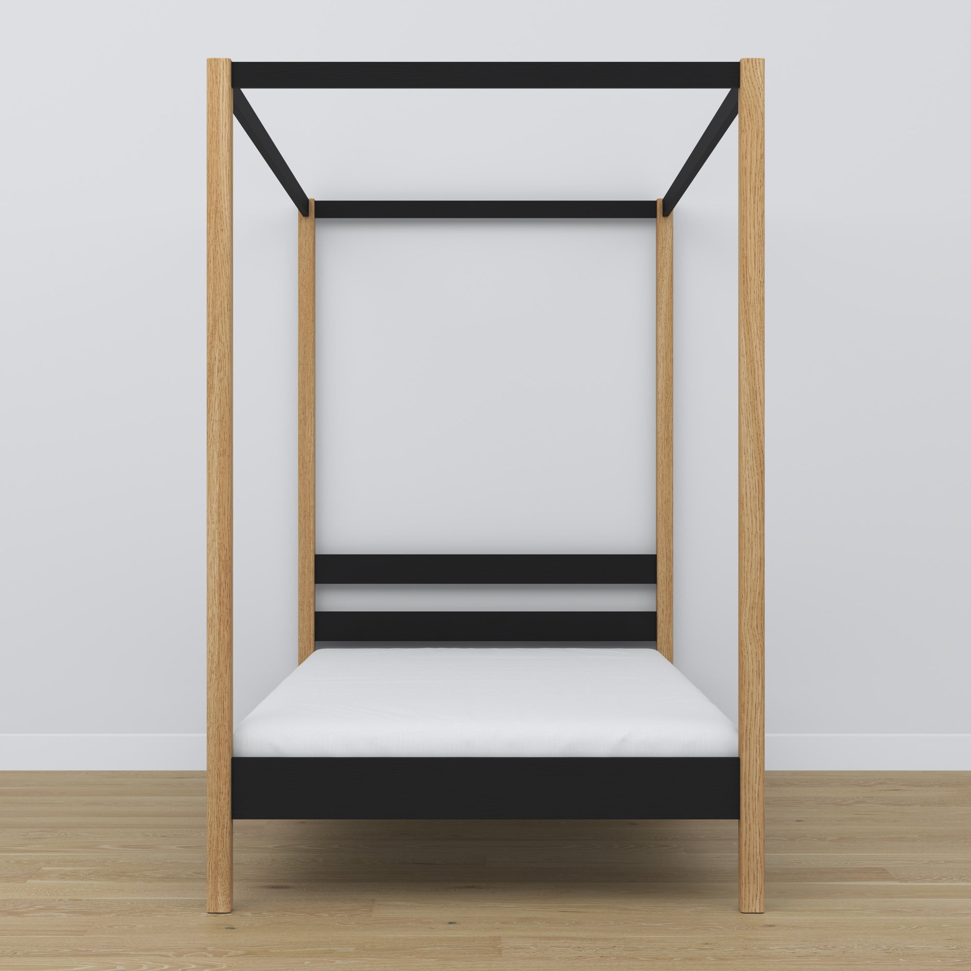 Himmelbett aus Holz, Schwarz-Eiche – Nahaufnahme von Himmel und Kopfteil