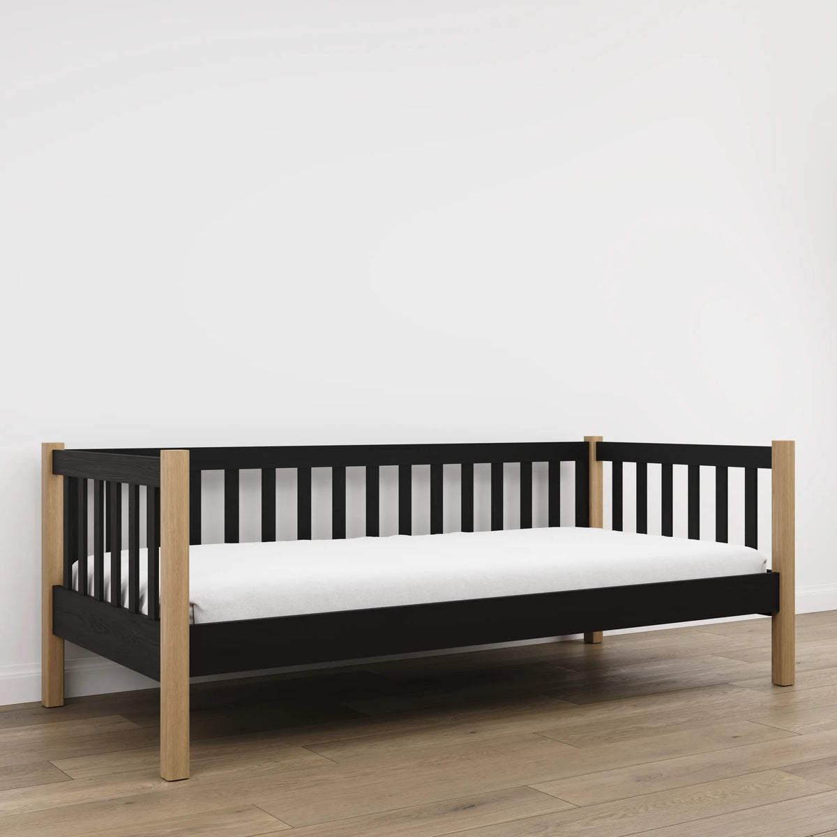 Sofa-lit noir avec chêne – barrière latérale en bois, sécurité pour les enfants